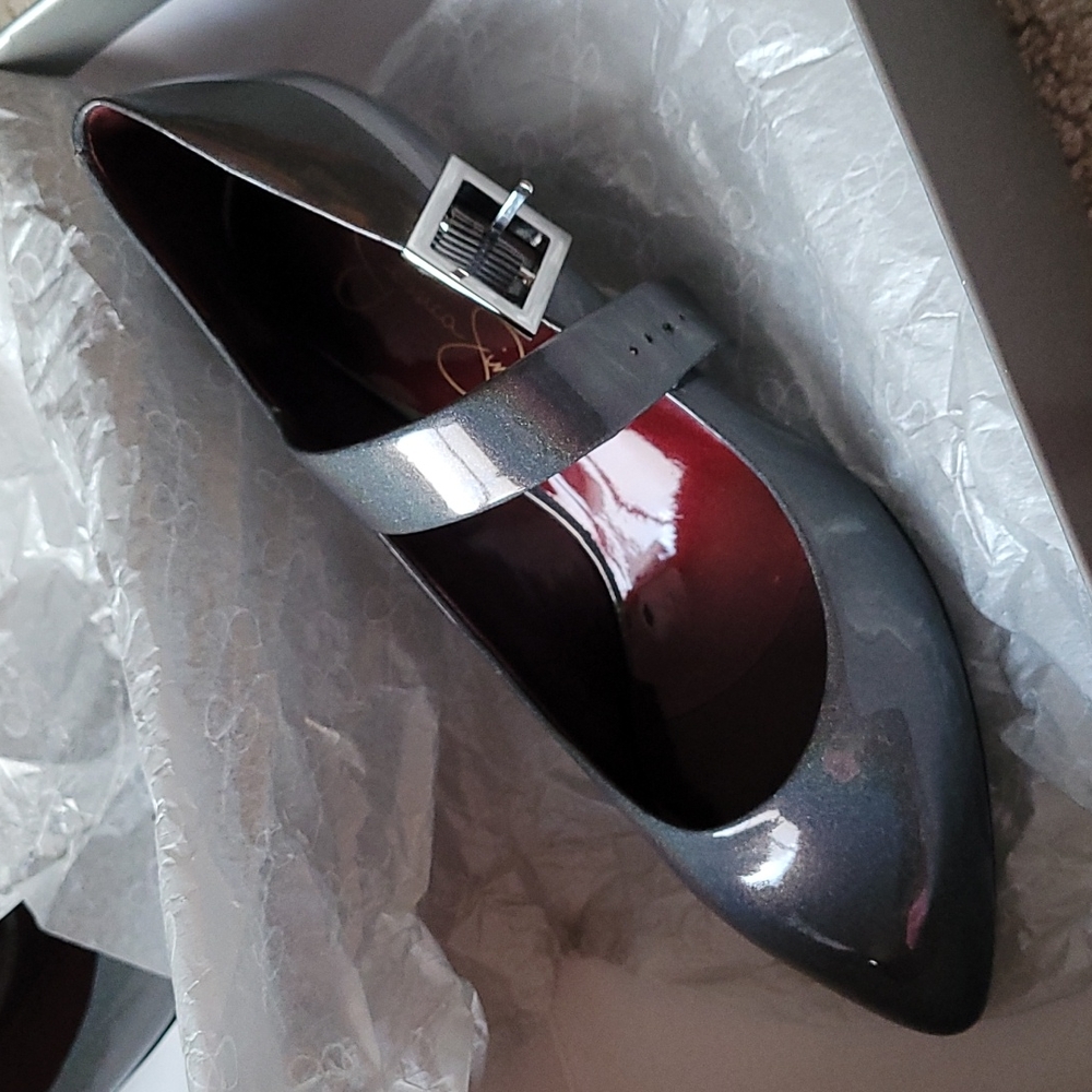 Jessica Simpson Heels - Picture 4 of 14